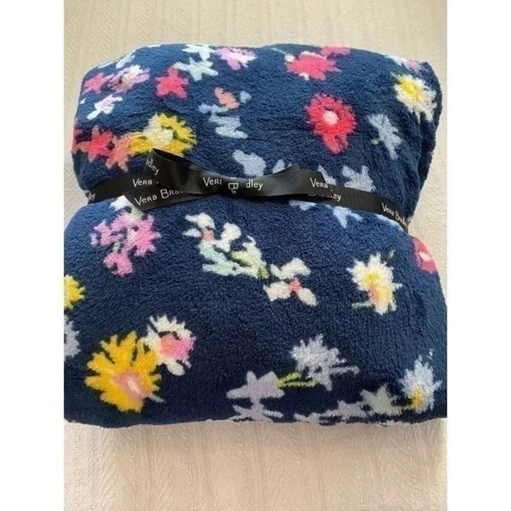 Vera Bradley Fleece Throw Scattered Wildflowers